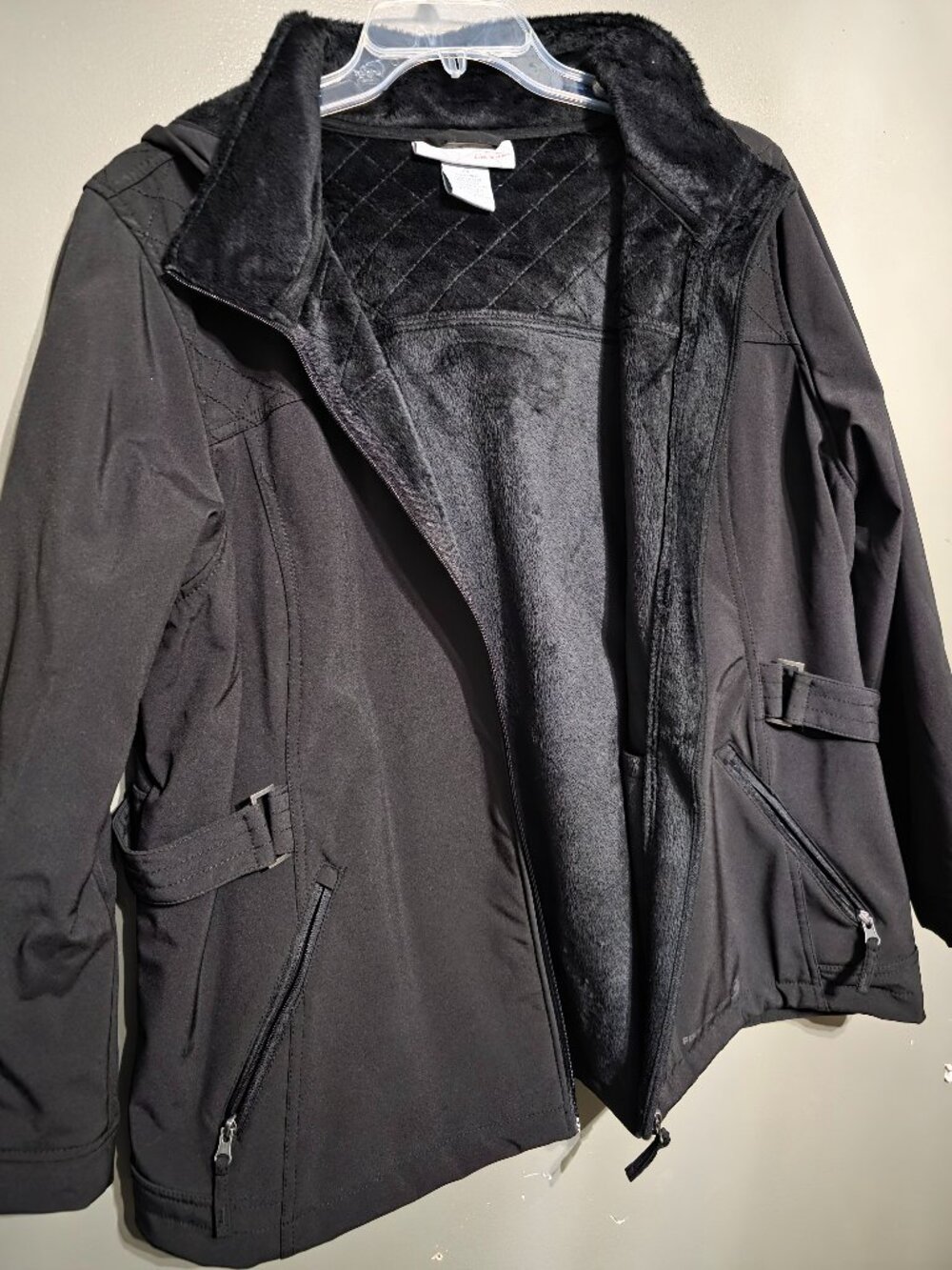 Women's hooded black coat ,size 2XL, fleece lining.